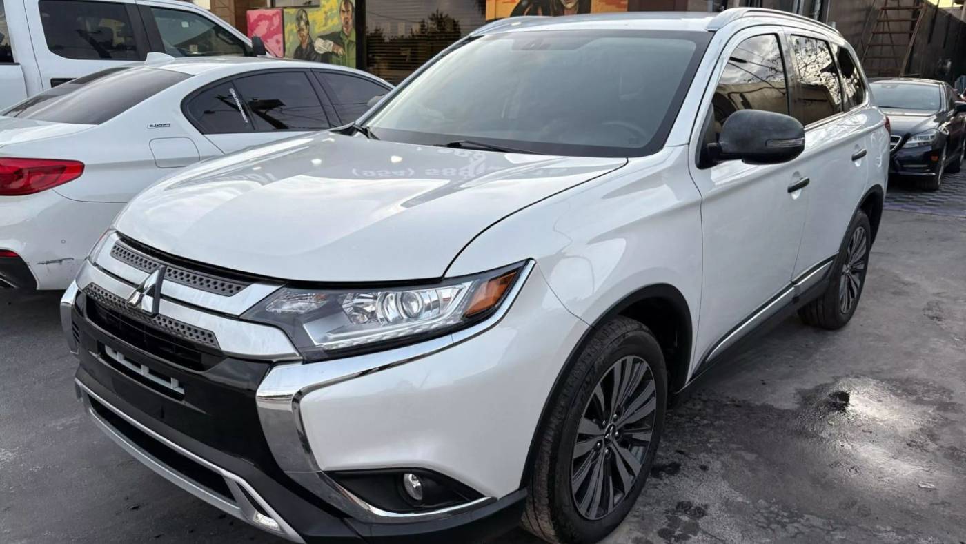 2019 Mitsubishi Outlander SE — SUV — 60,930 mi — Hollywood, FL