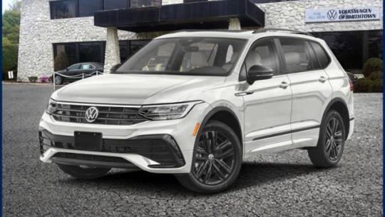 2024 Volkswagen Tiguan SE R-Line Black — SUV — 5,312 mi — St. James, NY