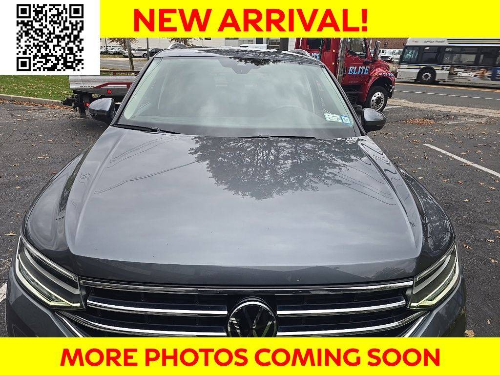2023 Volkswagen Tiguan SE — SUV — 23,923 mi — St. James, NY