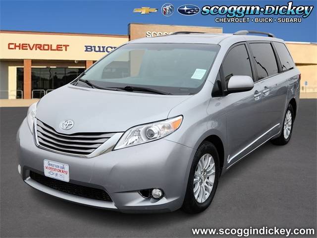 2017 Toyota Sienna L — Minivan — 123,440 mi — Lubbock, TX
