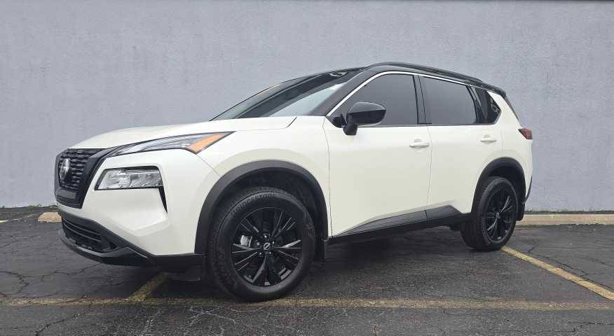 2023 Nissan Rogue SV — SUV — 30,939 mi — Blue Island, IL