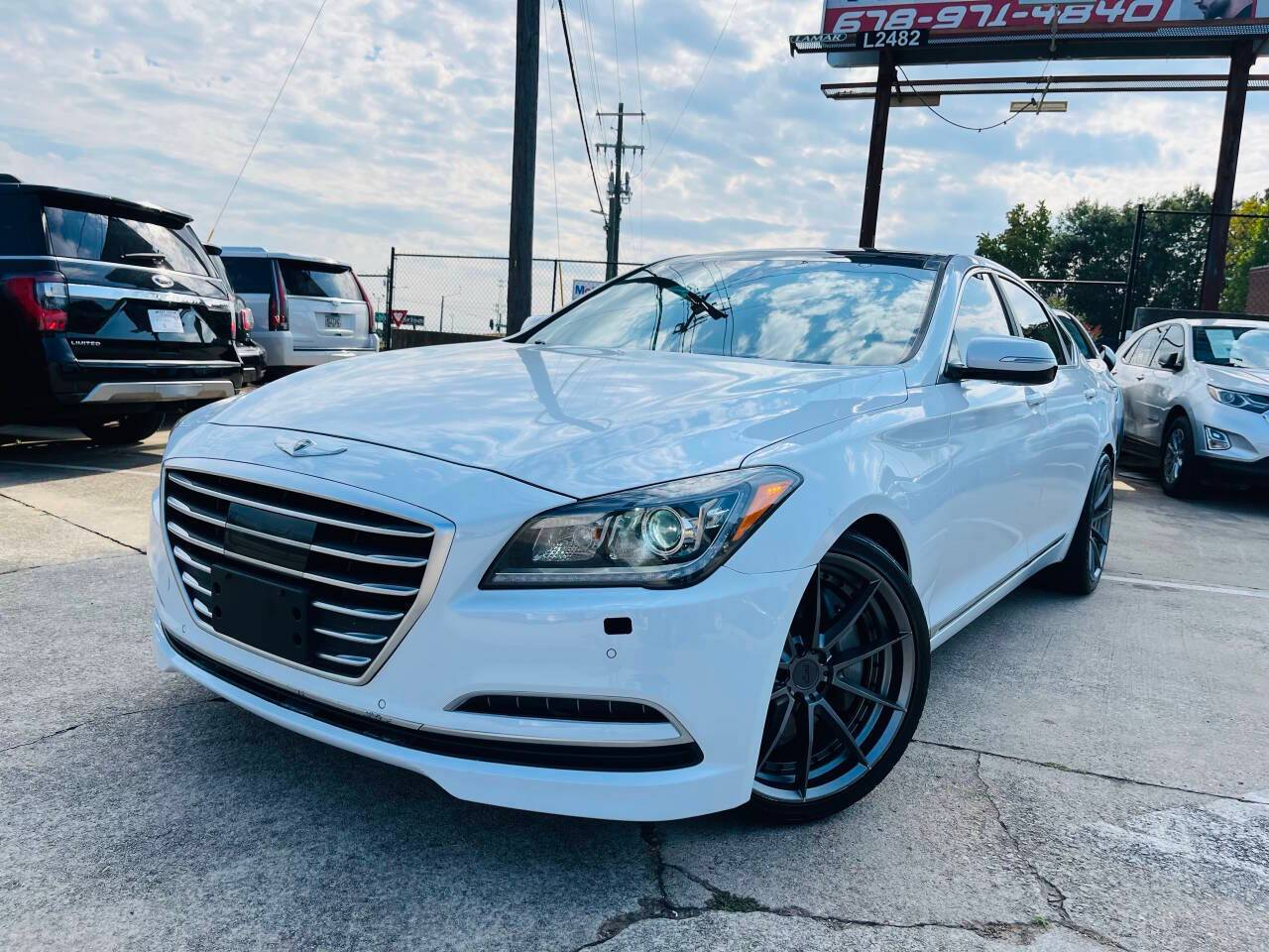 2015 Hyundai Genesis 3.8 — Sedan — 111,122 mi — Gainesville, GA