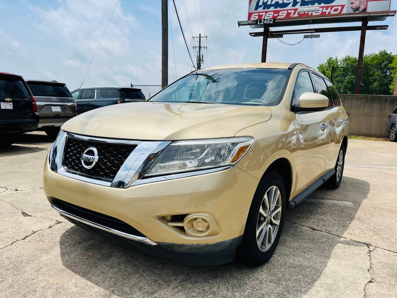 2013 Nissan Pathfinder S — SUV — 116,179 mi — Gainesville, GA