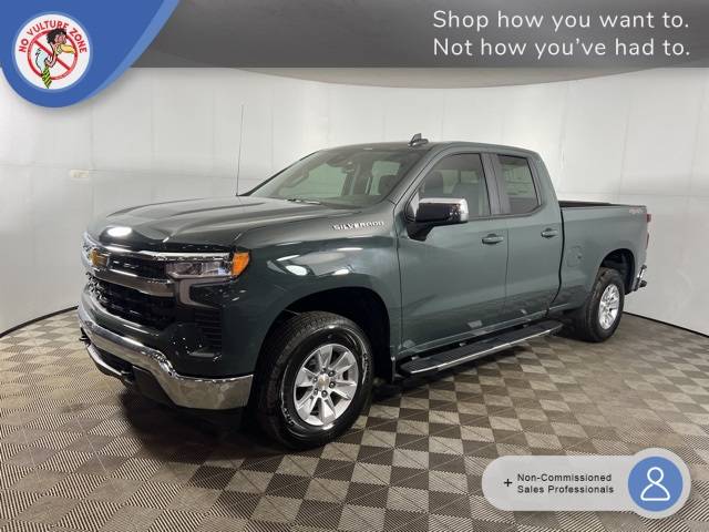 2025 Chevrolet Silverado 1500 LT — Pickup Truck — 22 mi — Columbus, IN
