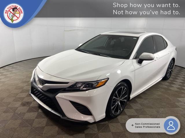 2020 Toyota Camry SE — Sedan — 131,544 mi — Columbus, IN