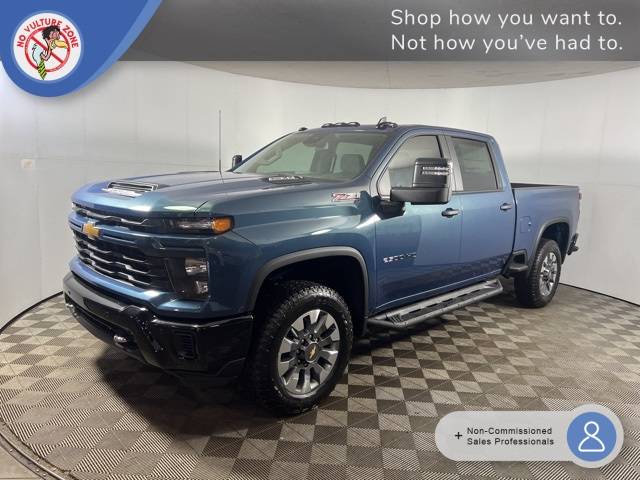 2025 Chevrolet Silverado 2500HD Custom — Pickup Truck — 8 mi — Columbus, IN