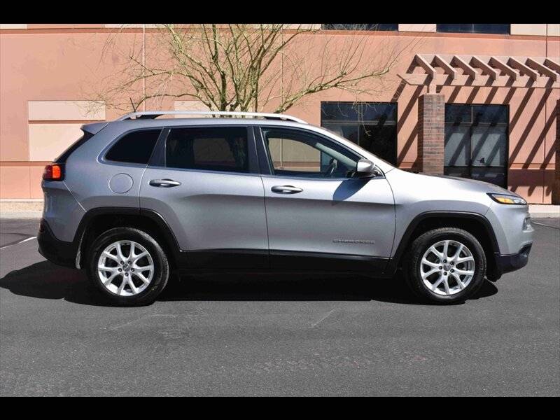 2016 Jeep Cherokee Latitude — SUV — 86,000 mi — Mesa, AZ