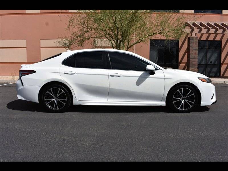 2020 Toyota Camry SE — Sedan — 125,589 mi — Mesa, AZ