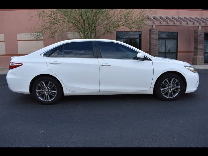 2015 Toyota Camry SE — Sedan — 128,500 mi — Mesa, AZ