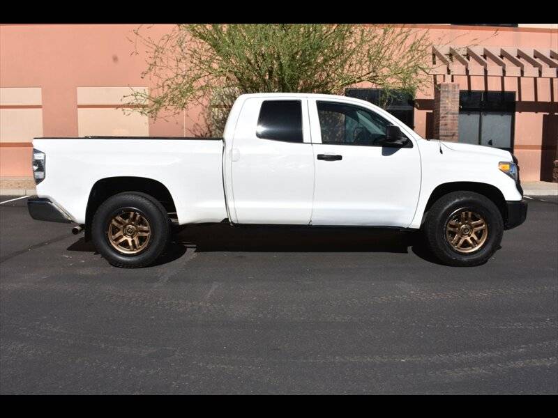 2016 Toyota Tundra SR