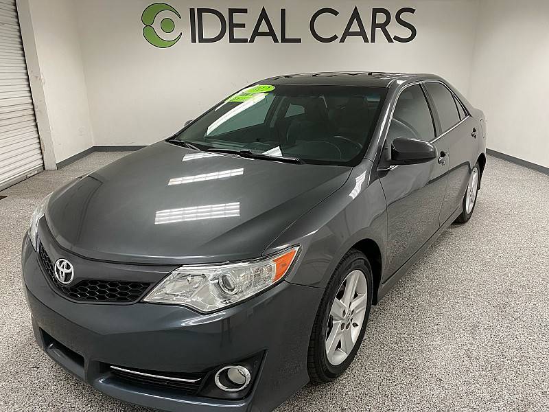 2012 Toyota Camry SE — Sedan — 135,752 mi — Mesa, AZ