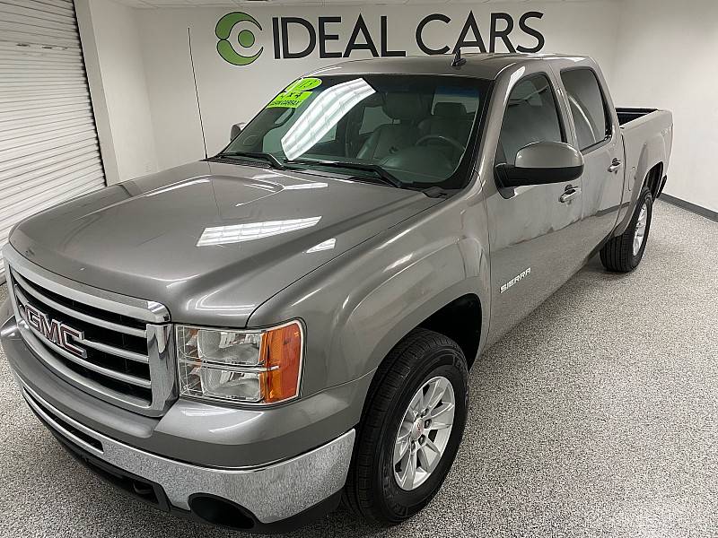 2013 GMC Sierra 1500 SLT — Pickup Truck — 134,653 mi — Mesa, AZ
