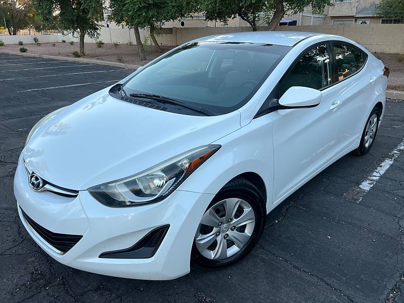 2016 Hyundai Elantra SE — Sedan — 102,398 mi — Mesa, AZ