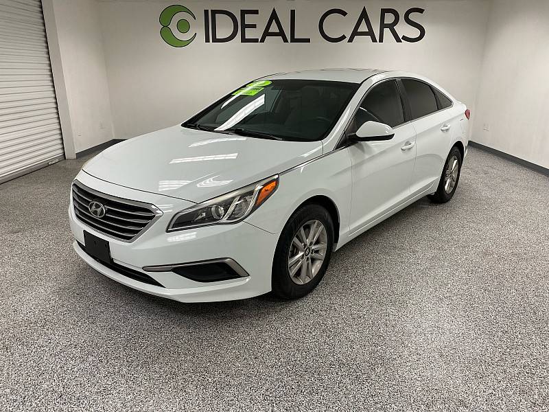 2016 Hyundai Sonata SE — Sedan — 130,199 mi — Mesa, AZ