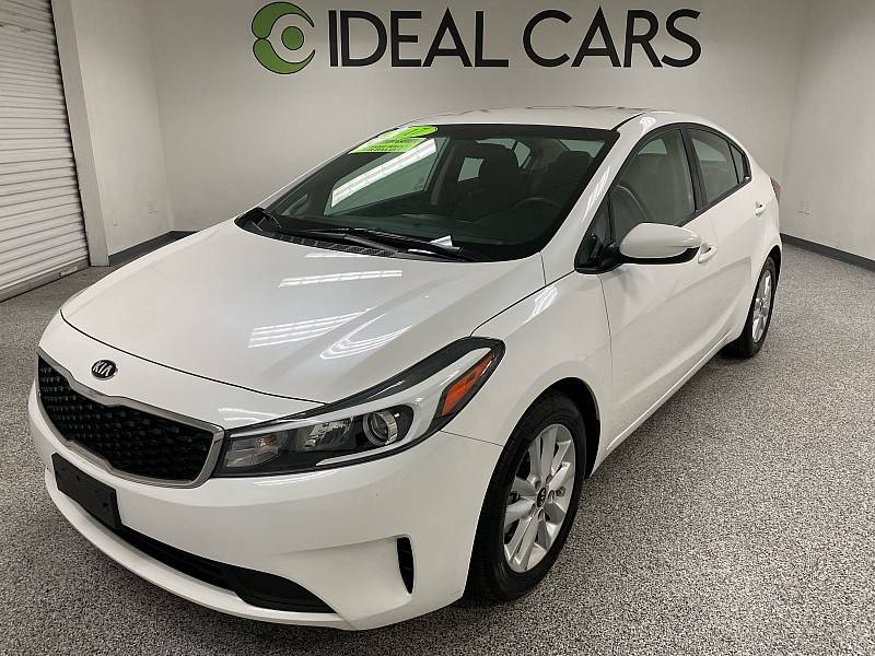 2017 Kia Forte LX — Sedan — 124,136 mi — Mesa, AZ