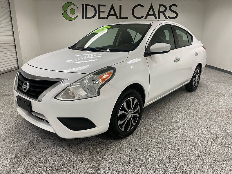 2016 Nissan Versa 1.6 SV — Sedan — 104,945 mi — Mesa, AZ