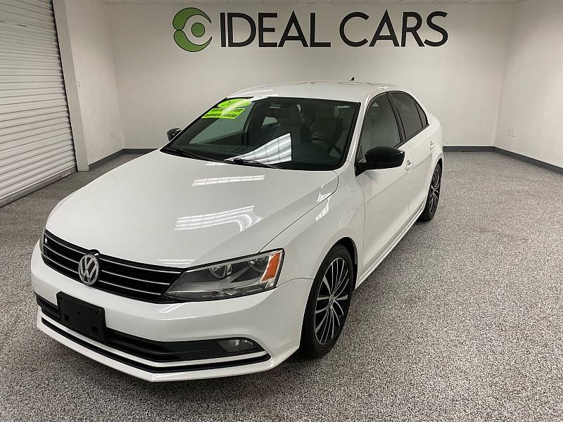 2016 Volkswagen Jetta 1.8T Sport — Sedan — 110,115 mi — Mesa, AZ