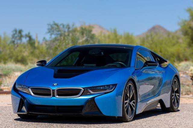 2016 BMW i8 Coupe — Coupe — 22,872 mi — Scottsdale, AZ