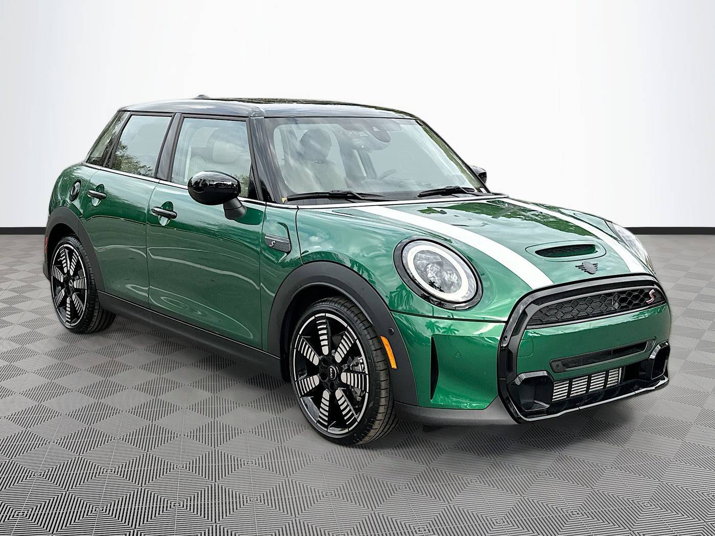 2024 MINI Hardtop Cooper S — Hatchback — 1,463 mi — Coconut Creek, FL
