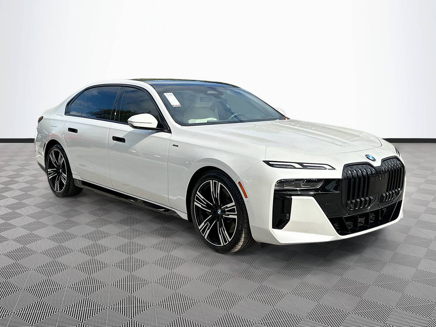 2023 BMW 7 Series 740i — Sedan — 15,207 mi — Coconut Creek, FL