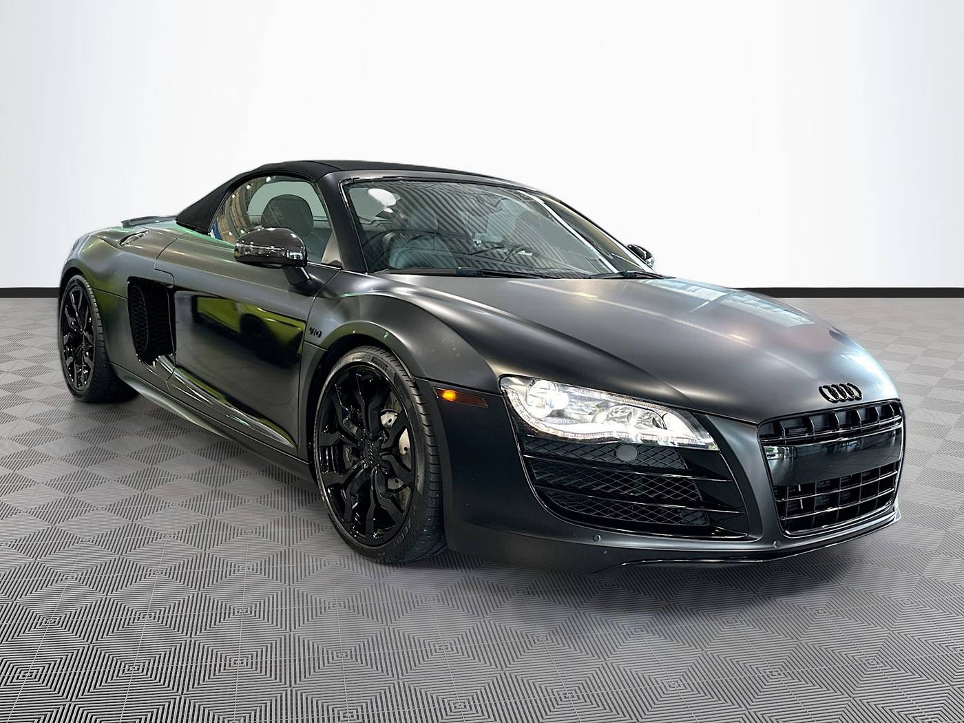 2012 Audi R8 5.2L — Convertible — 14,489 mi — Coconut Creek, FL