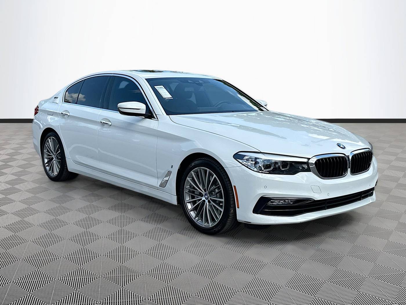 2018 BMW 5 Series 530e — Sedan — 32,702 mi — Coconut Creek, FL