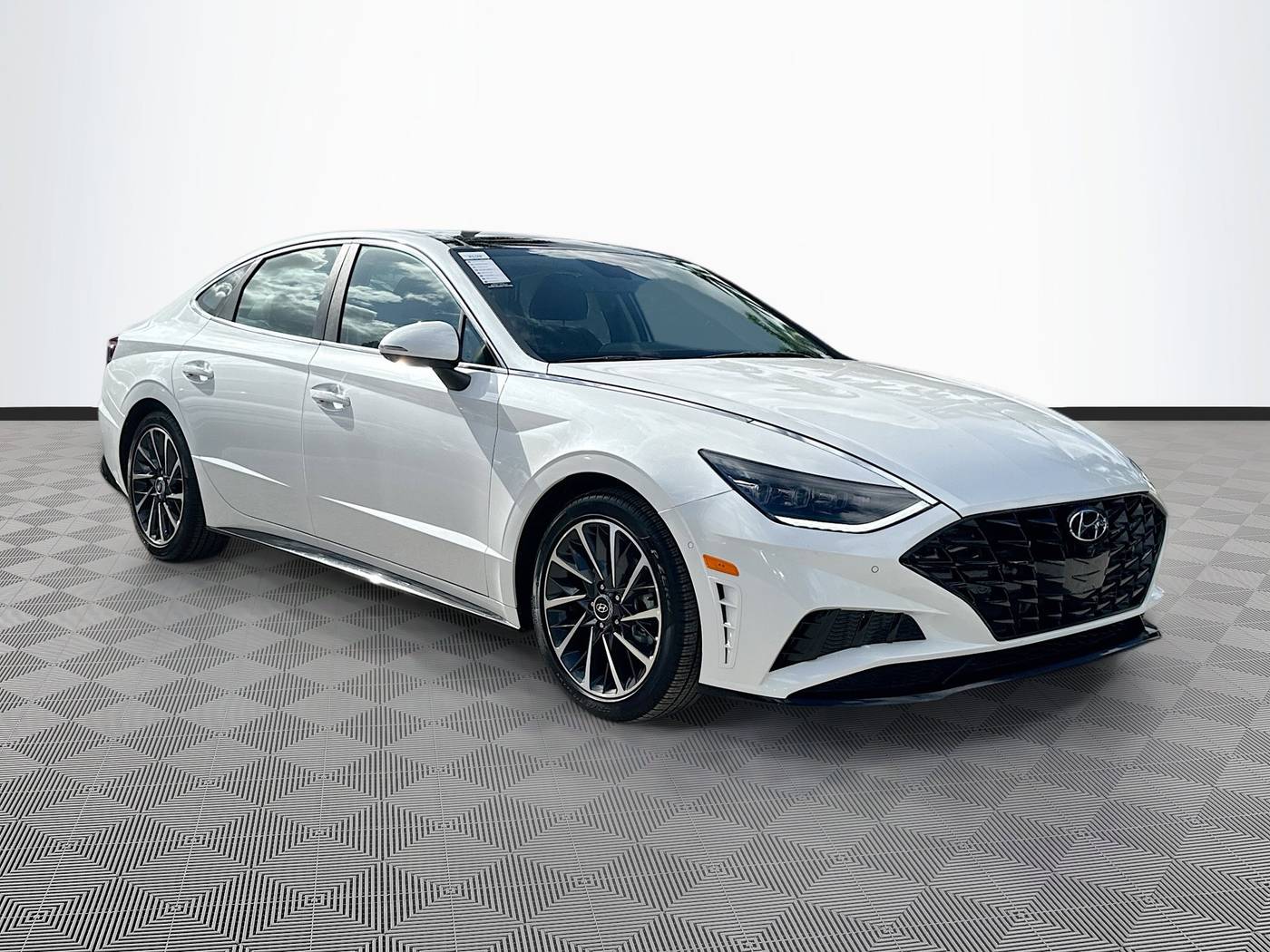2022 Hyundai Sonata Limited — Sedan — 6,219 mi — Coconut Creek, FL