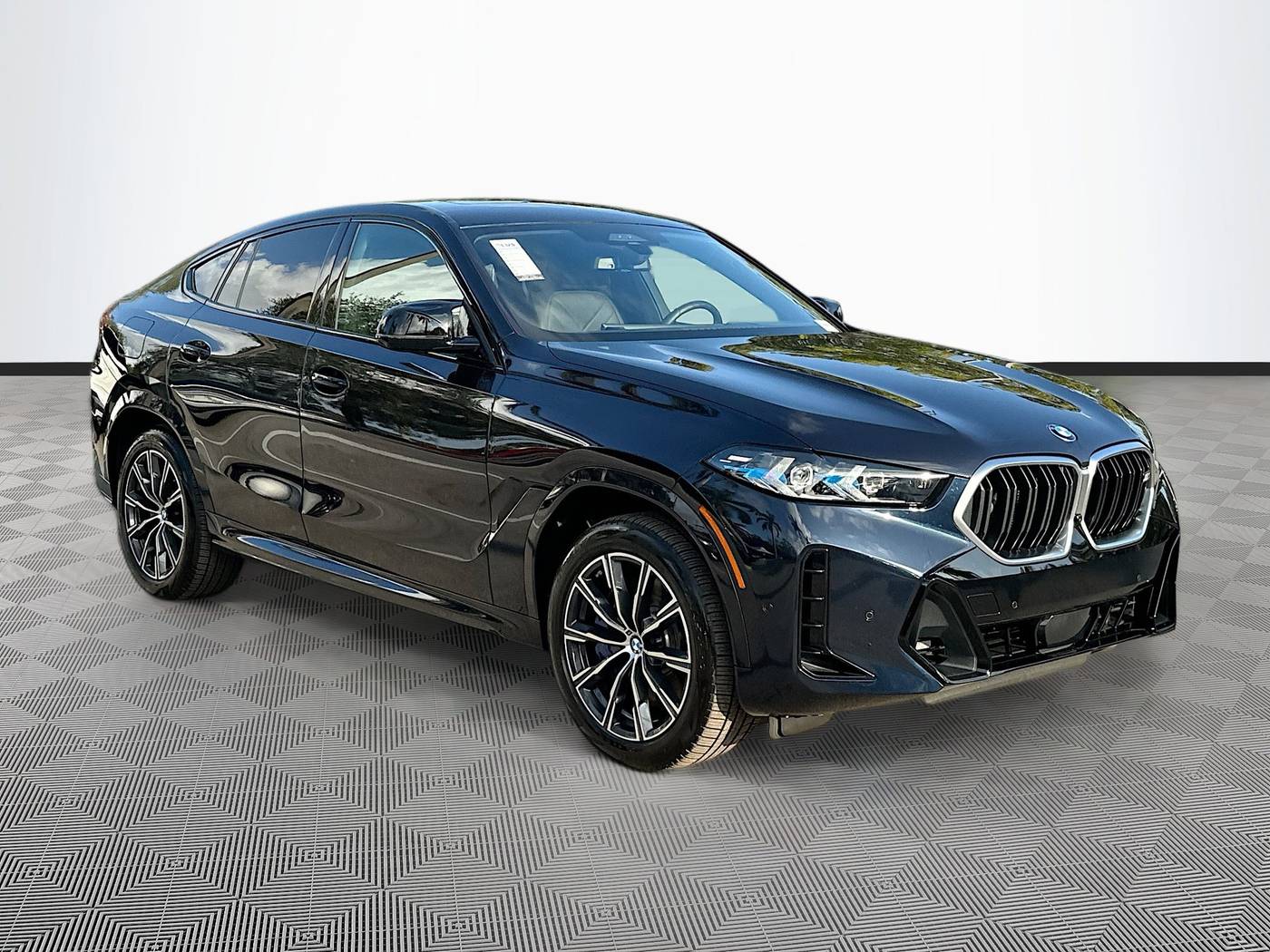 2024 BMW X6 M60i — SUV — 11,500 mi — Coconut Creek, FL