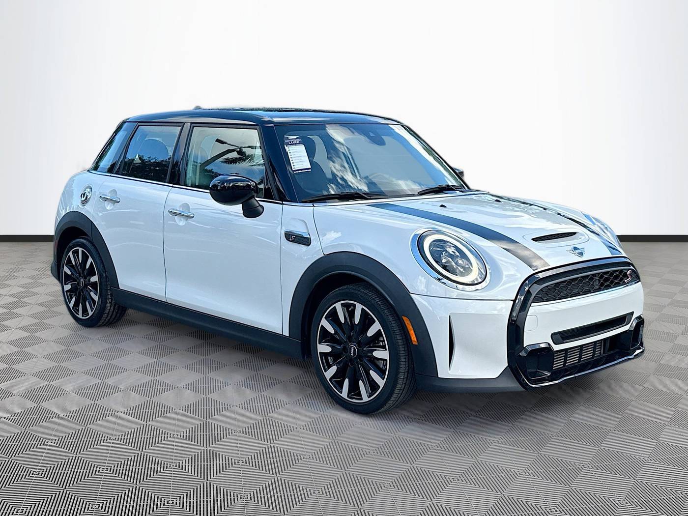 2023 MINI Hardtop Cooper S Classic — Hatchback — 14,164 mi — Coconut Creek, FL