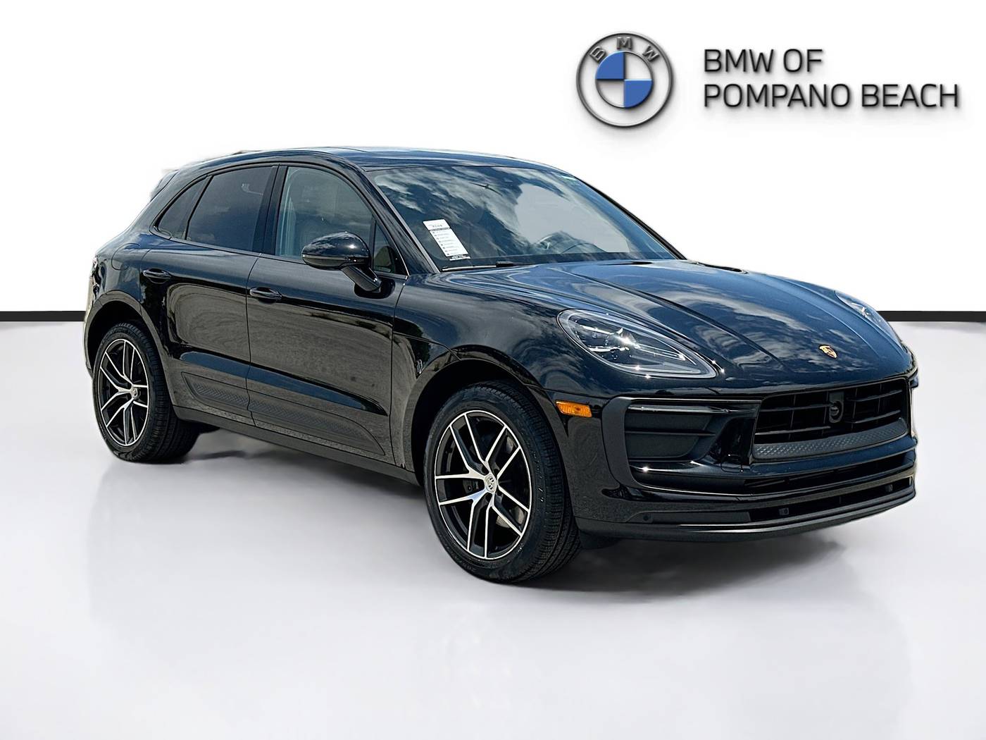 2023 Porsche Macan Standard — SUV — 18,675 mi — Pompano Beach, FL