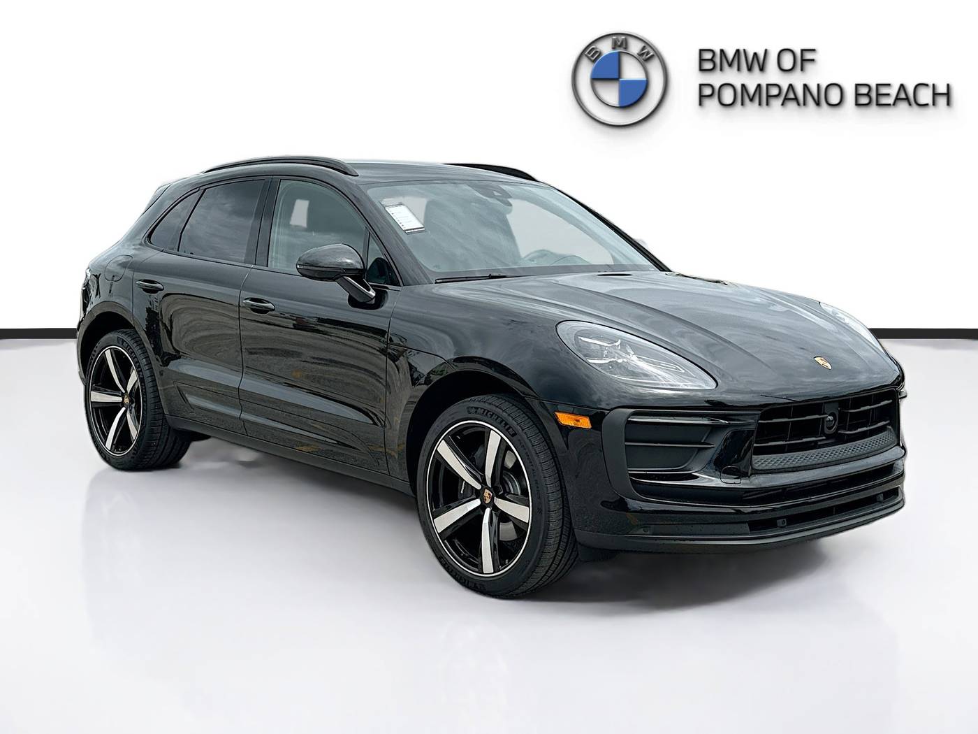 2024 Porsche Macan Standard — SUV — 15,435 mi — Pompano Beach, FL