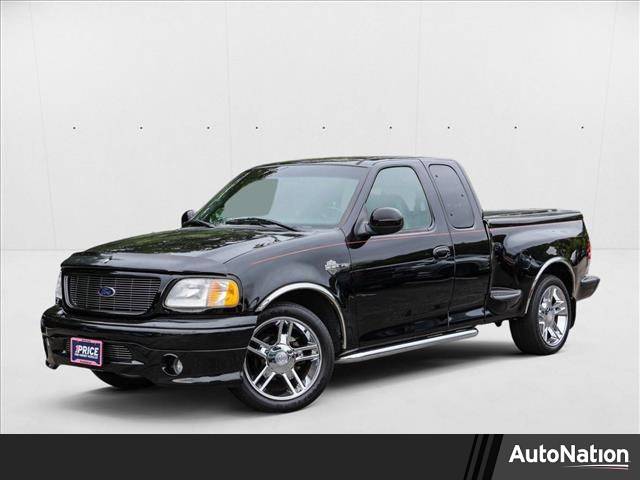 2000 Ford F-150 Harley-Davidson — Pickup Truck — 32,979 mi — Des Plaines, IL