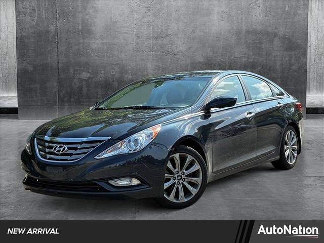 2013 Hyundai Sonata SE — Sedan — 105,947 mi — Des Plaines, IL