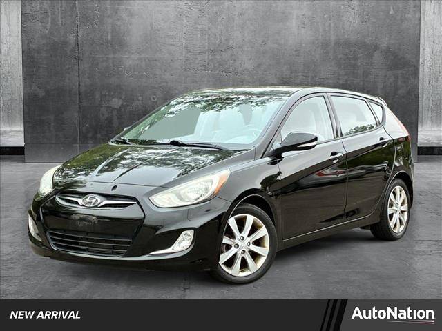 2013 Hyundai Accent SE — Hatchback — 110,884 mi — Des Plaines, IL