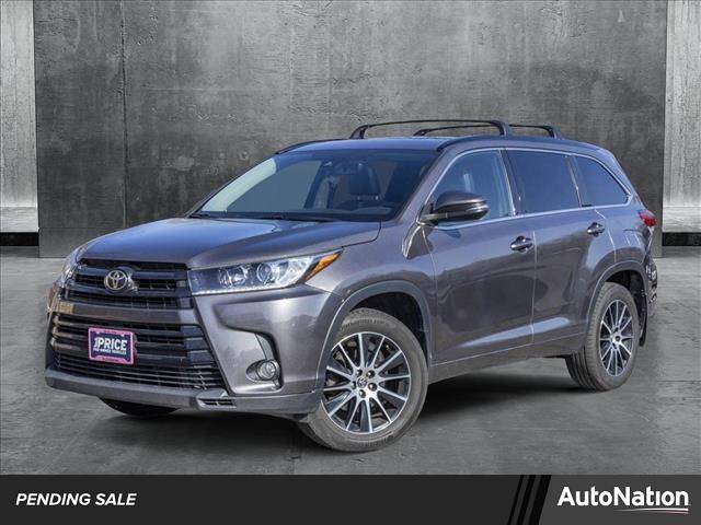 2017 Toyota Highlander SE V6 — SUV — 108,826 mi — Des Plaines, IL