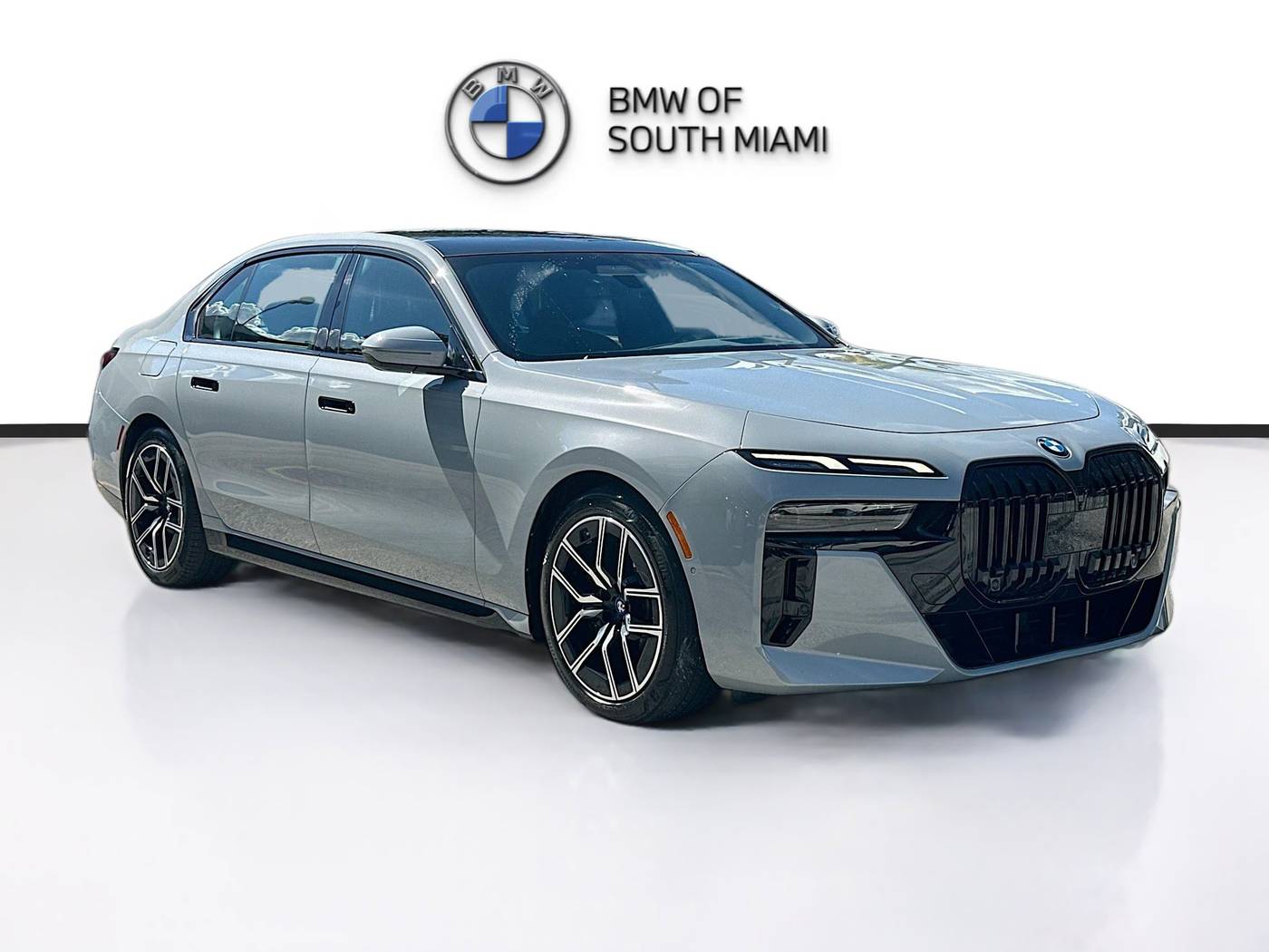2023 BMW 7 Series 740i — Sedan — 29,000 mi — Miami, FL