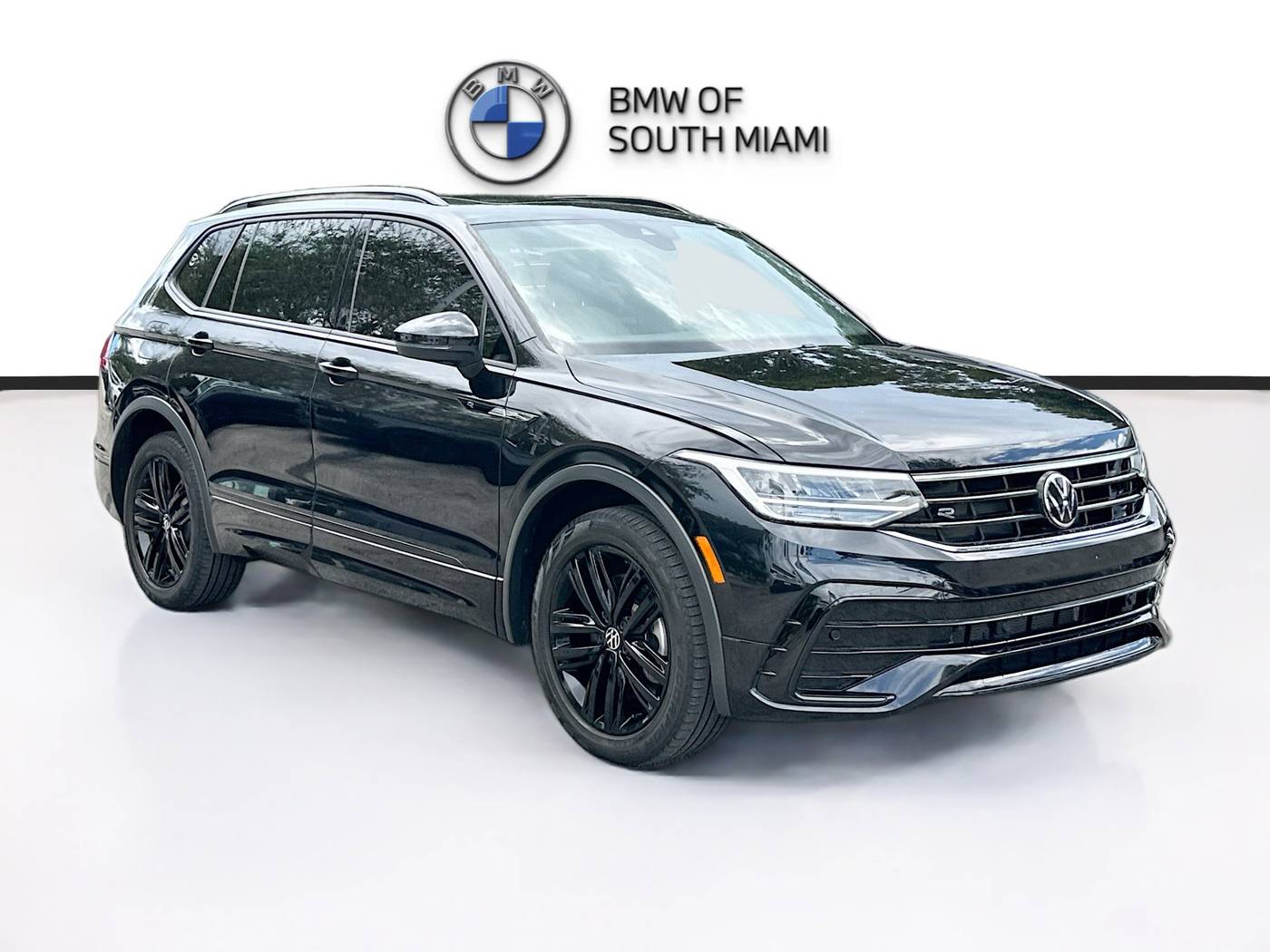 2022 Volkswagen Tiguan SE R-Line Black — SUV — 18,864 mi — Miami, FL