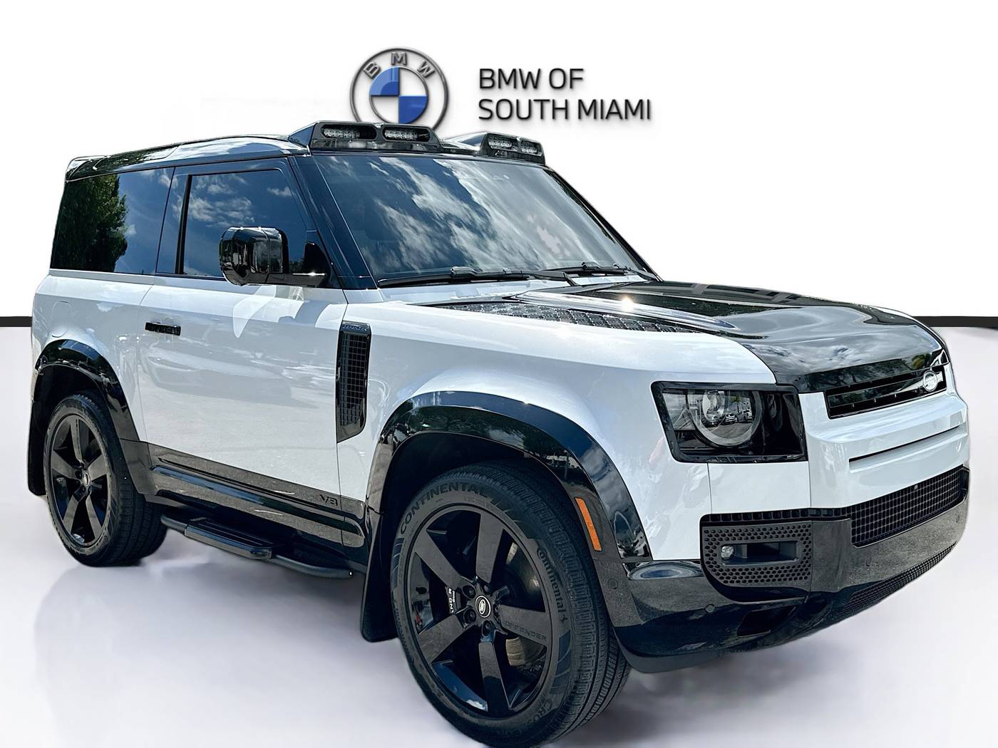 2023 Land Rover Defender V8 — SUV — 16,001 mi — Miami, FL