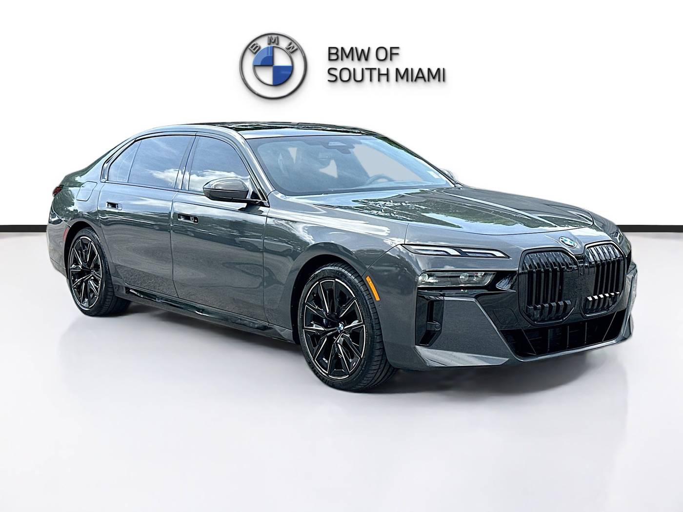 2023 BMW 7 Series 740i — Sedan — 21,777 mi — Miami, FL