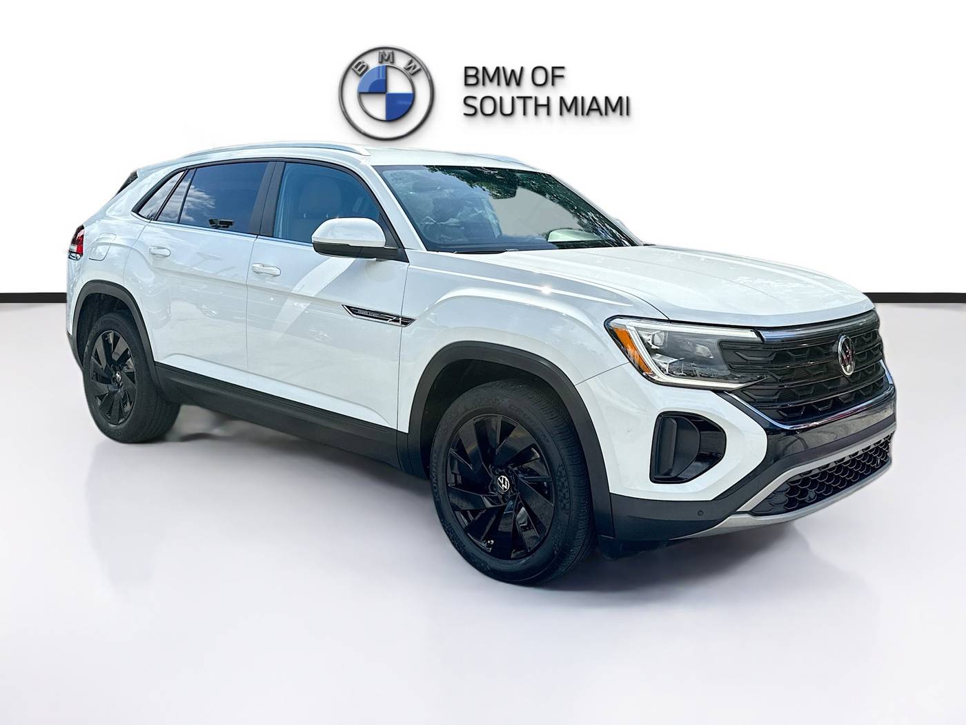 2024 Volkswagen Atlas Cross Sport SE with Technology — SUV — 22,186 mi — Miami, FL