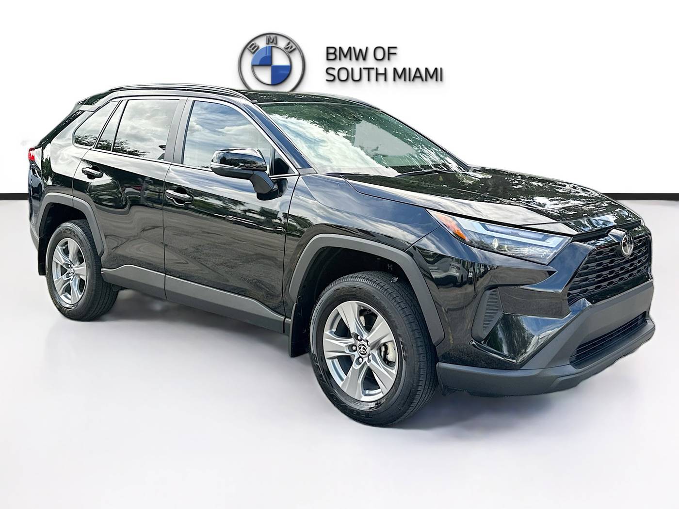 2024 Toyota RAV4 XLE — SUV — 20,810 mi — Miami, FL