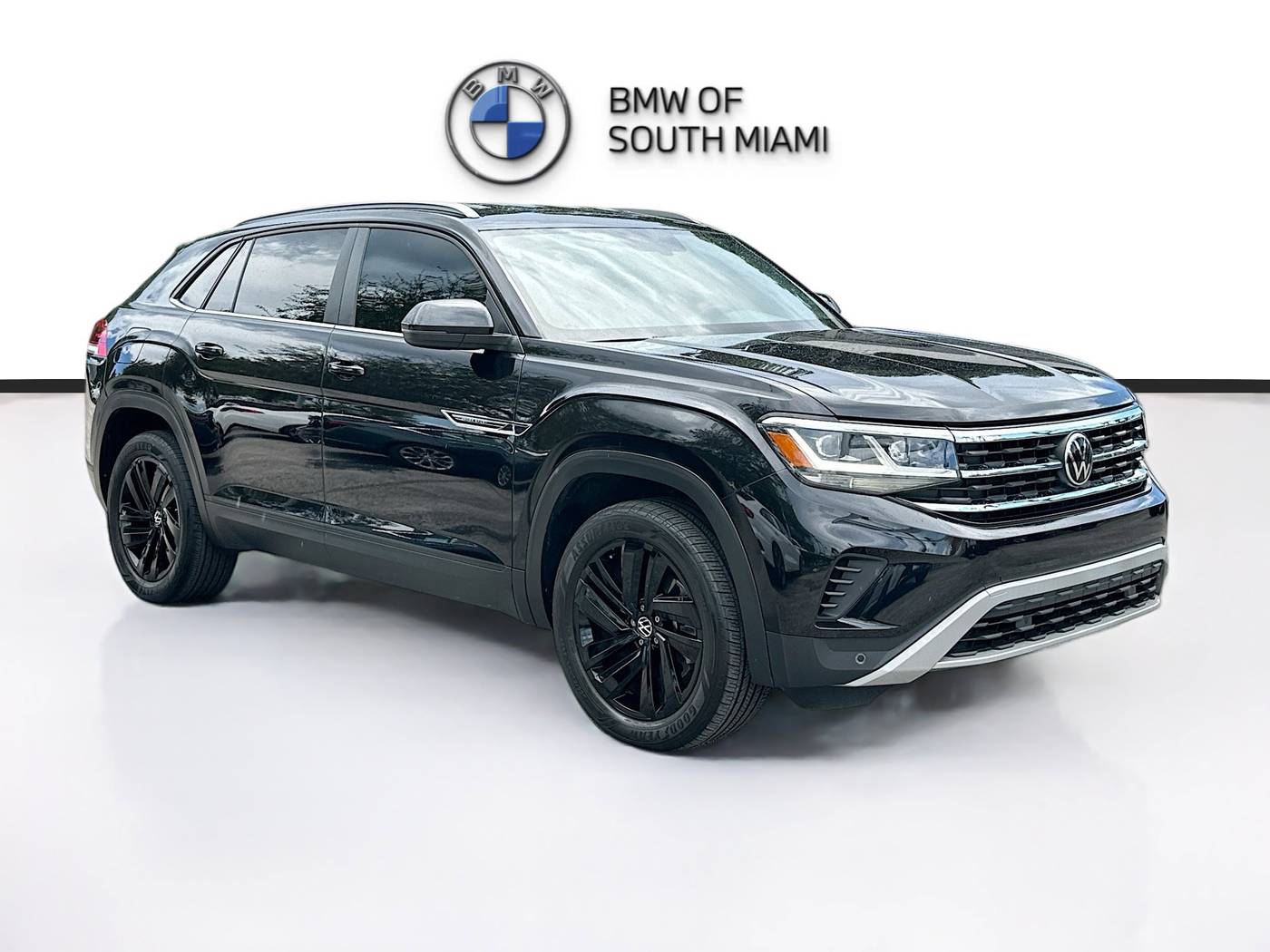 2022 Volkswagen Atlas Cross Sport SE with Technology — SUV — 38,028 mi — Miami, FL