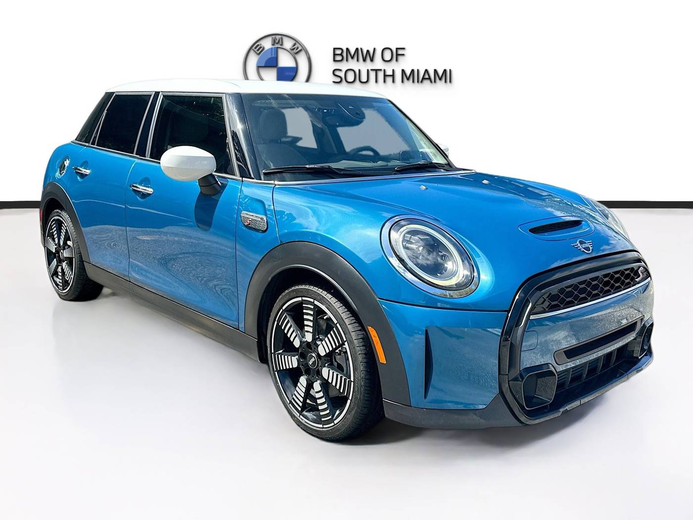 2023 MINI Hardtop Cooper S Classic — Hatchback — 21,837 mi — Miami, FL