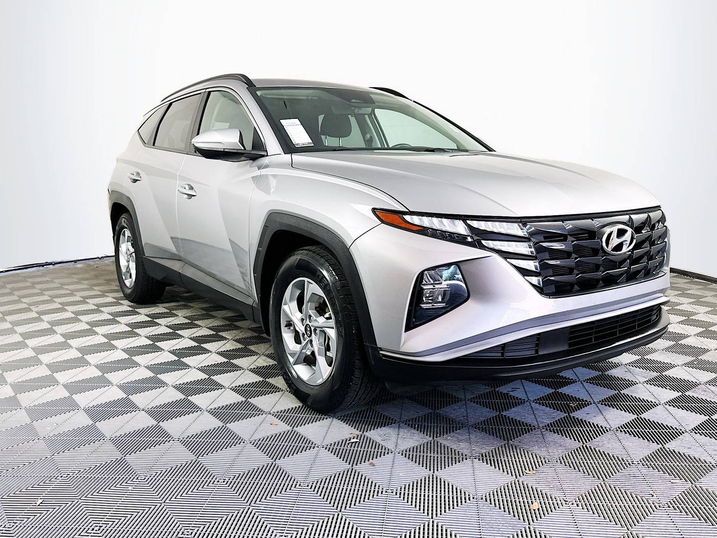 2022 Hyundai Tucson SEL — SUV — 30,685 mi — Miami, FL