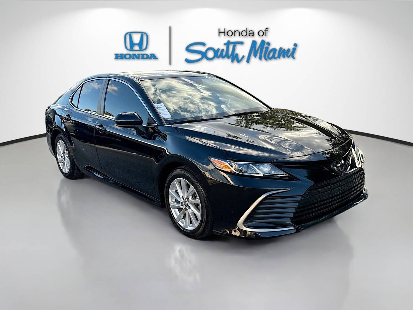 2023 Toyota Camry LE — Sedan — 39,244 mi — Miami, FL