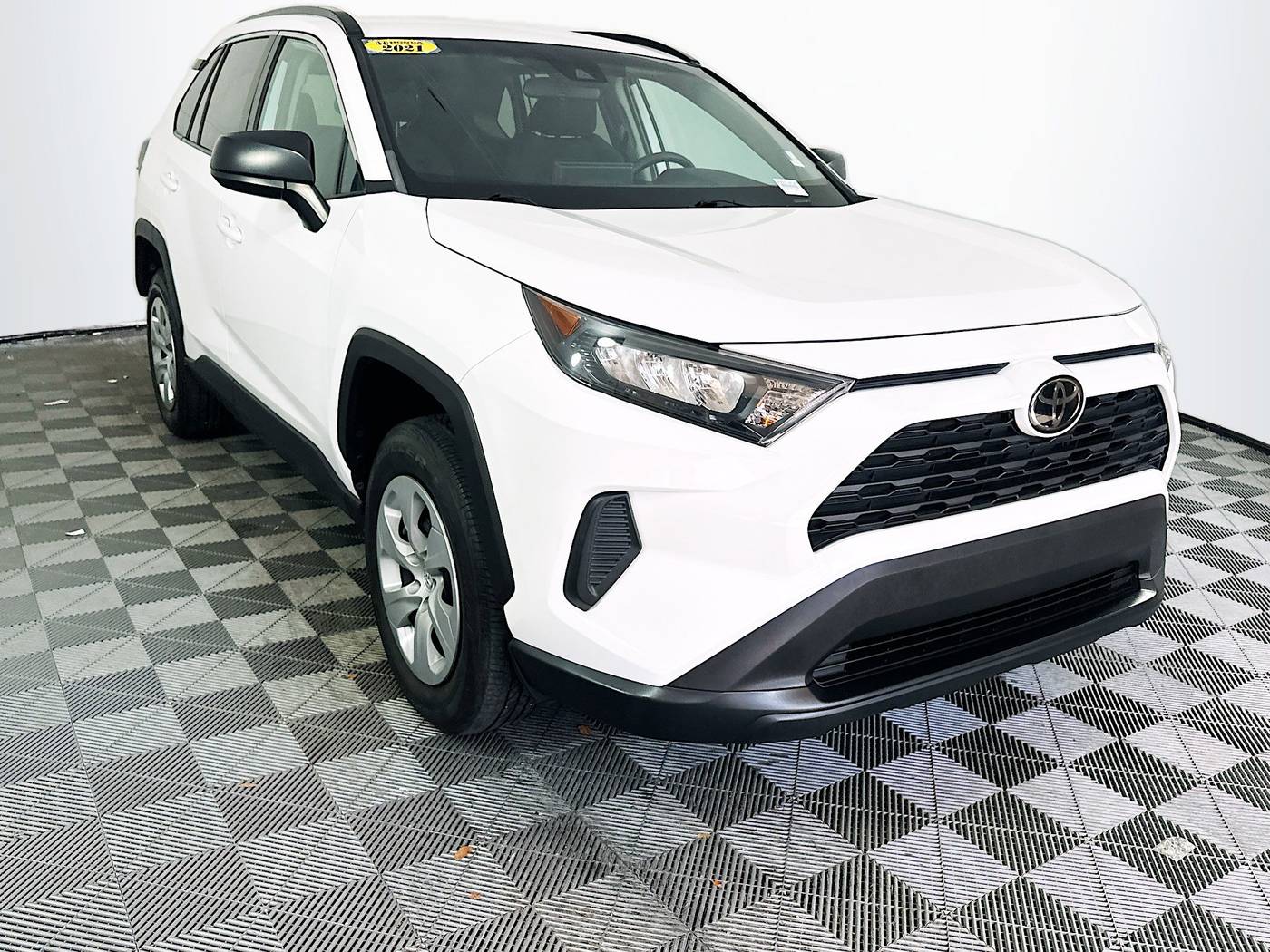 2021 Toyota RAV4 LE — SUV — 34,312 mi — Miami, FL