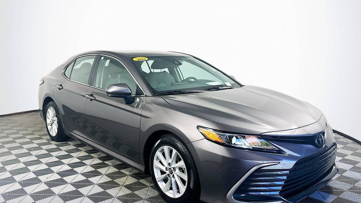 2022 Toyota Camry LE — Sedan — 37,080 mi — Miami, FL