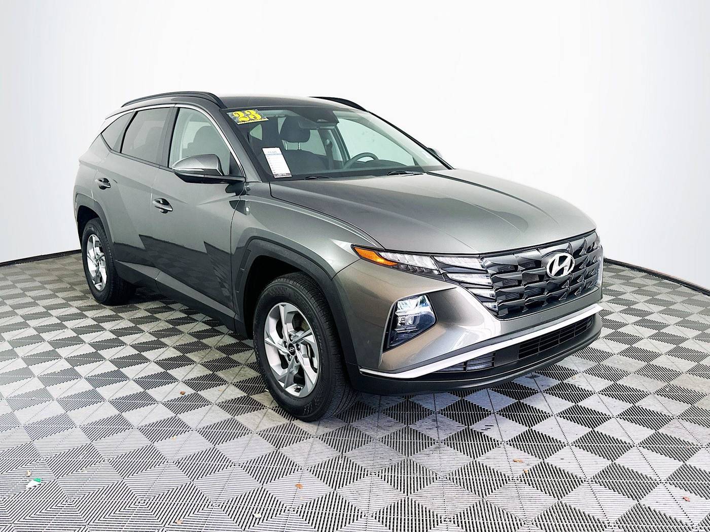 2023 Hyundai Tucson SEL — SUV — 17,574 mi — Miami, FL