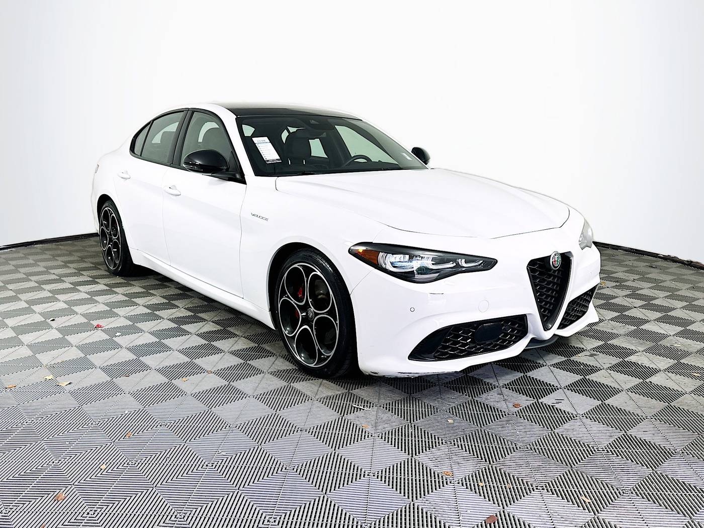 2024 Alfa Romeo Giulia Veloce — Sedan — 17,657 mi — Miami, FL