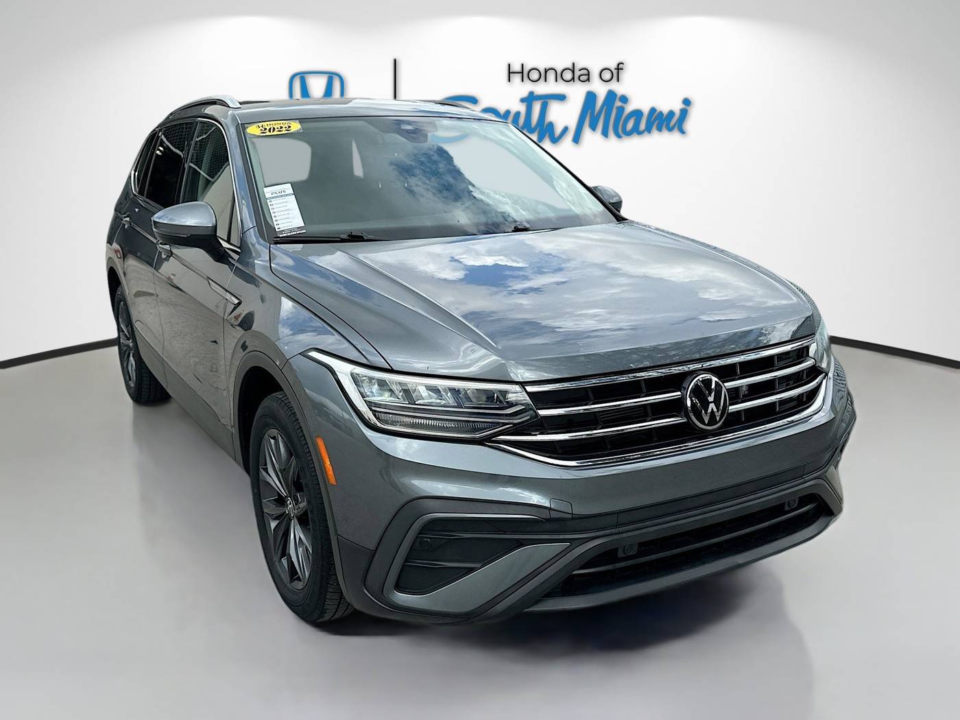2022 Volkswagen Tiguan SE — SUV — 25,780 mi — Miami, FL